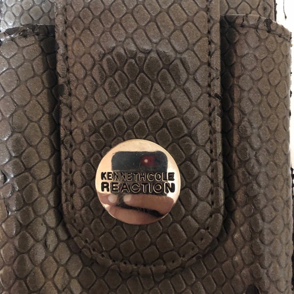 Kenneth Cole Reaction Phone Case And Wallet Snake Skin Pattern Authentic - Picture 2 of 9